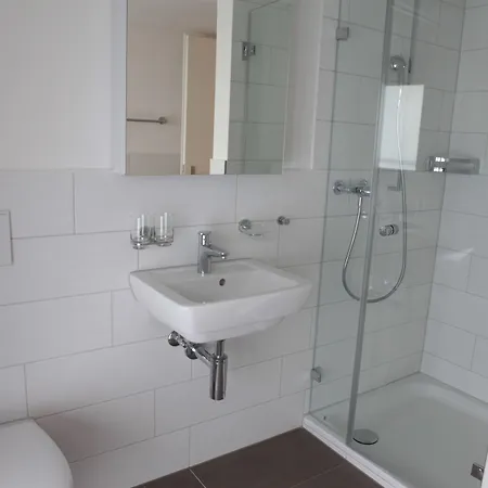 Swiss Star Oerlikon - Self Check-in