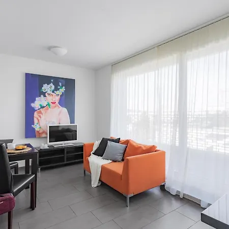 Apartment Swiss Star Oerlikon Lodge - Self Check-In